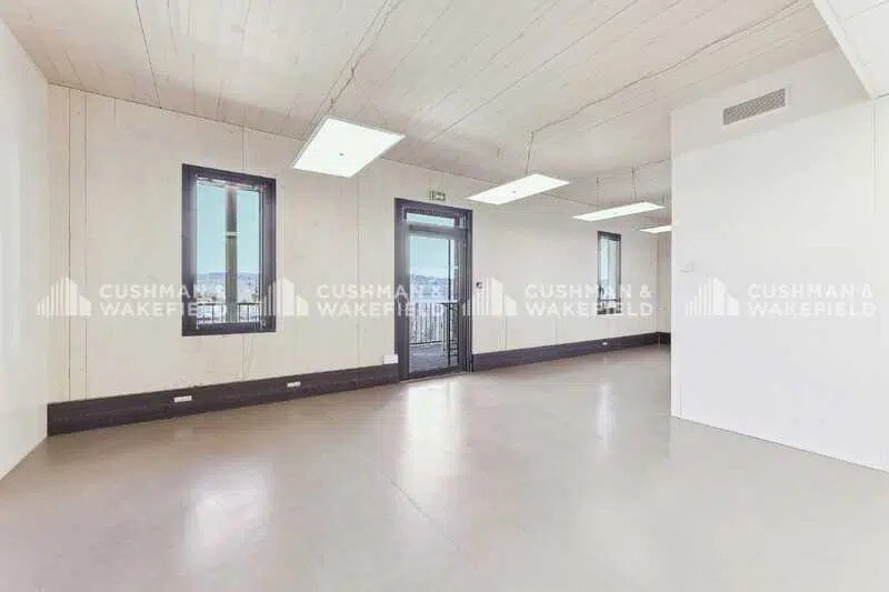 305 Rue Maurice Aicardi Lejard, Aix-en-Provence à louer - Photo de l’immeuble – Image 3 sur 14