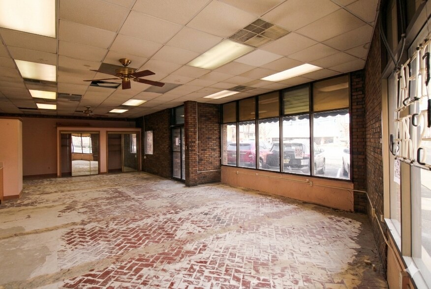 1325A Paterson Plank rd, Secaucus, NJ à louer - Photo de l’immeuble – Image 3 sur 11