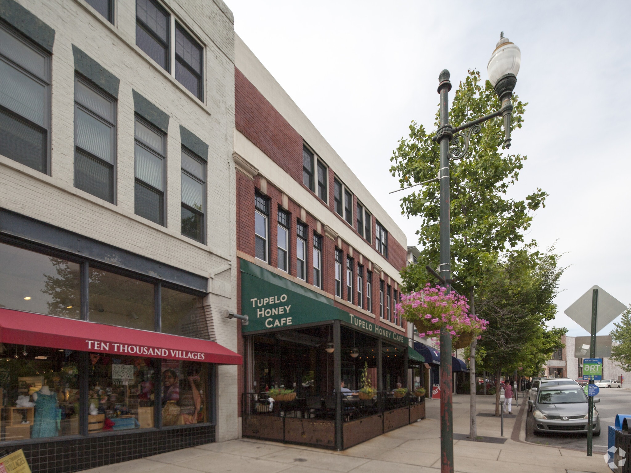 12 Wall St, Asheville, NC à louer Photo principale– Image 1 sur 7