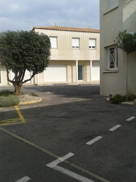 8 Avenue De La Fontvin, Lattes à louer - Photo de l’immeuble – Image 3 sur 14