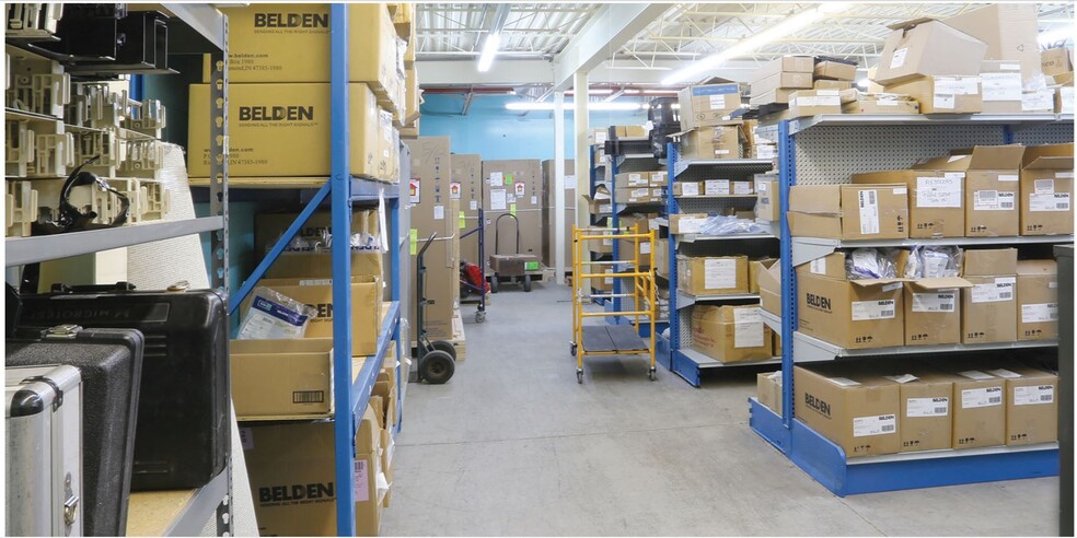 9260-9300 Blvd Henri Bourassa W, Montréal, QC à louer - Photo intérieure – Image 3 sur 9