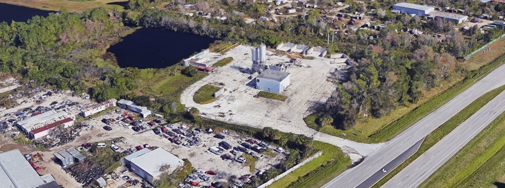 17201 E Colonial Dr, Alafaya, FL à vendre - Photo de l’immeuble – Image 3 sur 15