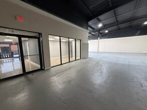 11300 Space Blvd, Orlando, FL à louer Photo de l’immeuble– Image 2 sur 25