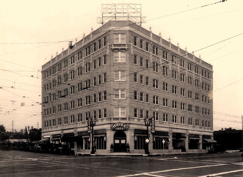 701-709 E Broadway, Glendale, CA à louer - Photo de l’immeuble – Image 3 sur 4