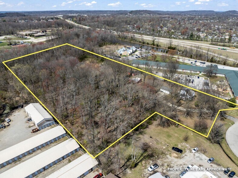 9204 National Tpke, Fairdale, KY à vendre - Photo principale – Image 2 sur 5