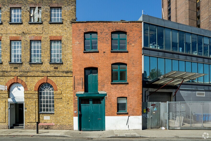124 Cornwall Rd, Londres à louer - Photo principale – Image 1 sur 6