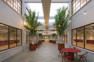 Plus de détails pour 50 Eastcastle St, Londres - Bureau à louer