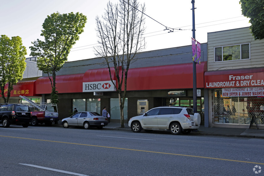 6373 Fraser St, Vancouver, BC à louer - Photo de l’immeuble – Image 2 sur 3