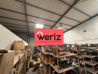 Plus de détails pour Local d'activités à louer