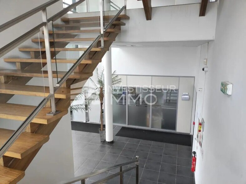 Bureau dans Chelles à louer - Photo intérieure – Image 3 sur 4