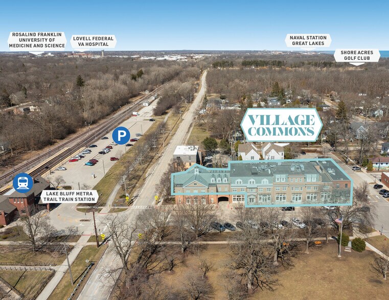8-18 E Scranton Ave, Lake Bluff, IL à vendre - Photo de l’immeuble – Image 3 sur 6