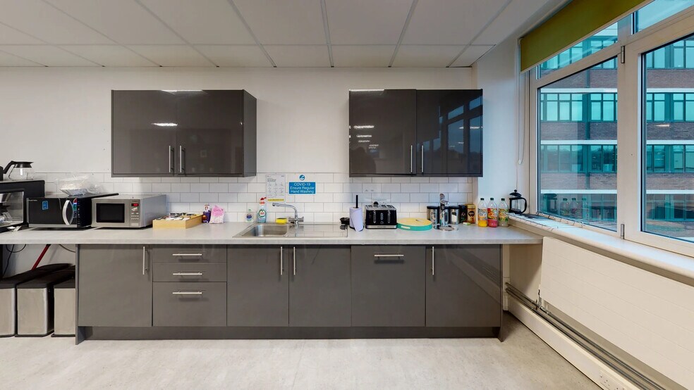 Stamford New Rd, Altrincham à louer - Numérisation 3D Matterport – Image 3 sur 15