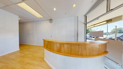 1900-1926 SE McLoughlin Blvd, Oregon City, OR à louer Numérisation 3D Matterport– Image 1 sur 6