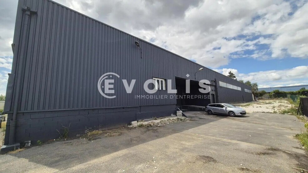 Bureau dans Mareuil-lès-Meaux à louer - Photo de l’immeuble – Image 2 sur 17