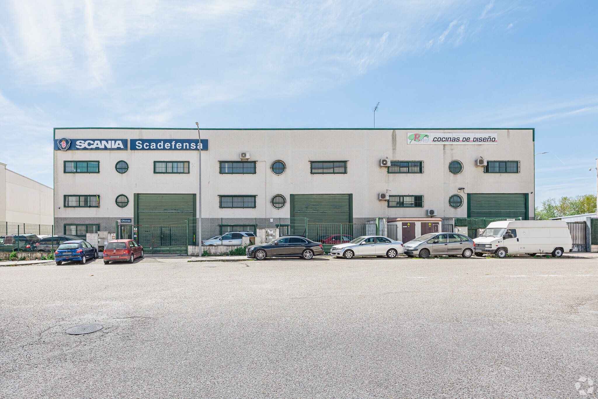 Industriel/Logistique dans Casarrubuelos, Madrid à vendre Photo principale– Image 1 sur 3