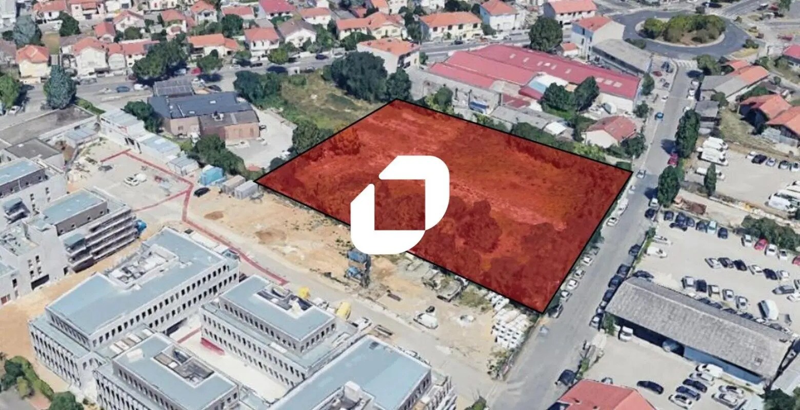 18 Chemin De La Vie Guerse, Bron à louer Photo principale– Image 1 sur 3