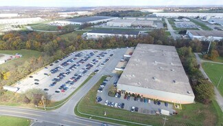 Plus de détails pour 625 Willow Springs Ln, York, PA - Industriel/Logistique à louer