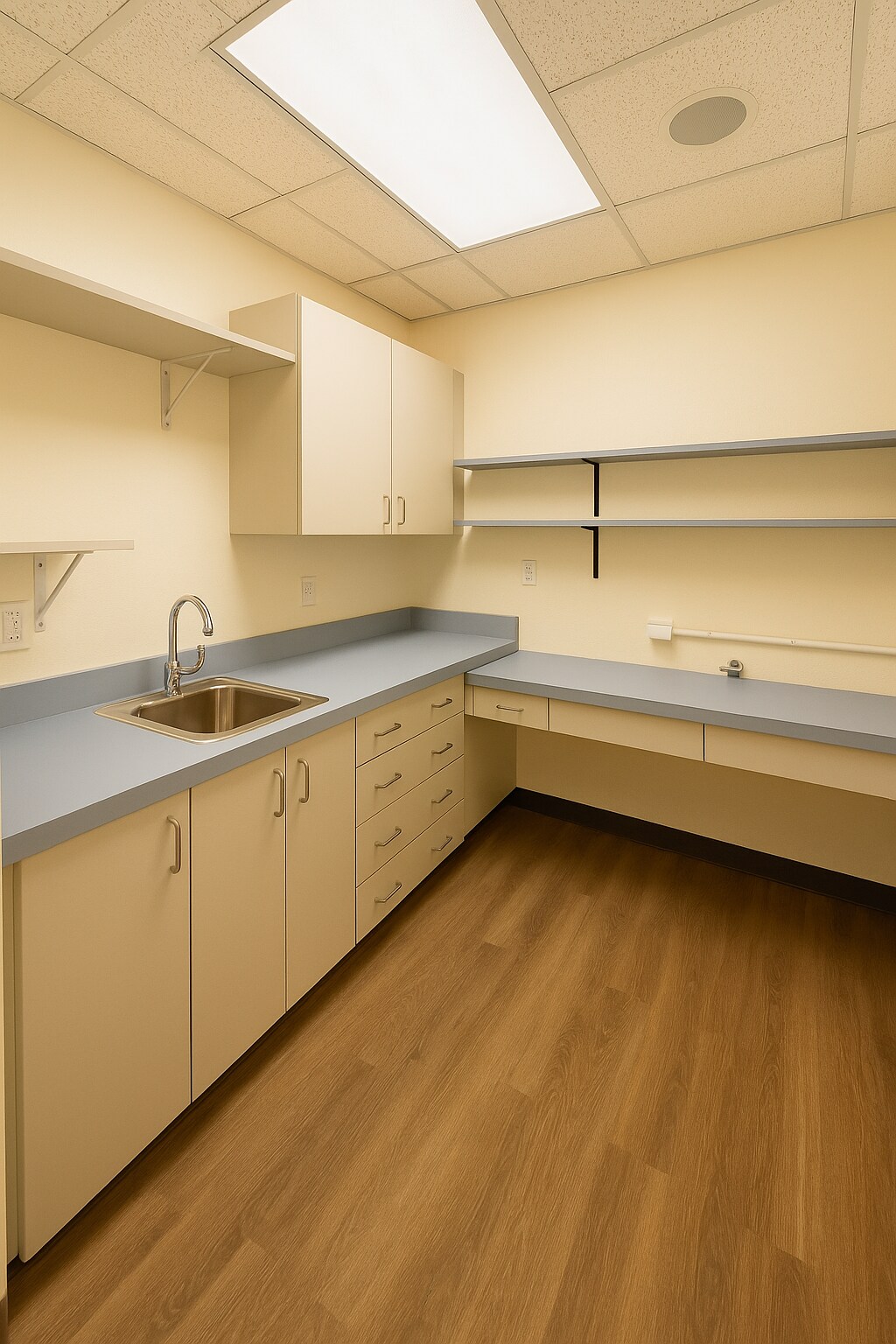 24953 Paseo De Valencia, Laguna Hills, CA à louer Photo intérieure– Image 1 sur 16