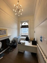 30 George Sq, Glasgow à louer Photo de l’immeuble– Image 1 sur 3
