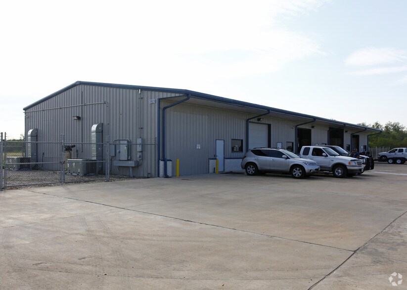 3902 Reese Rd, Richmond, TX à louer - Photo de l’immeuble – Image 3 sur 4