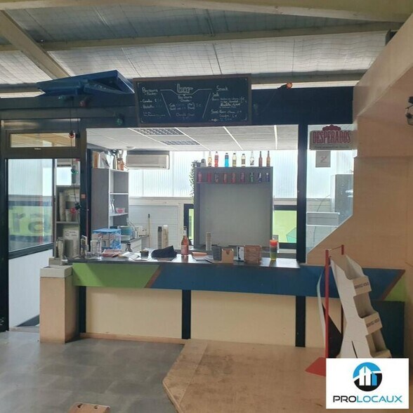 Local d’activités dans Eybens à louer - Photo de l’immeuble – Image 3 sur 8