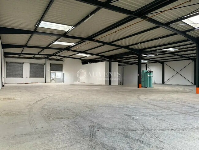 Plus de détails pour Industriel/Logistique à louer