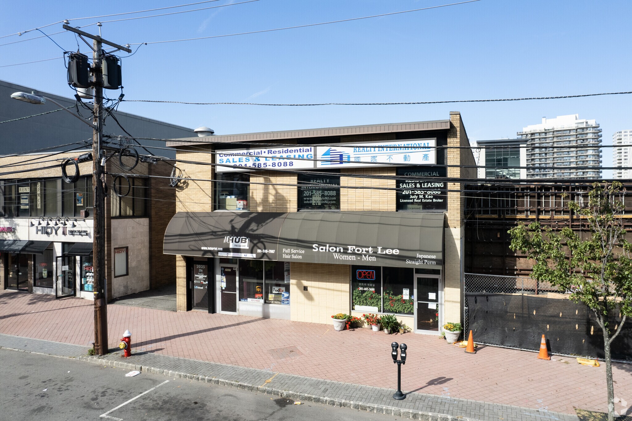 2035 Lemoine Ave, Fort Lee, NJ à louer Photo principale– Image 1 sur 11