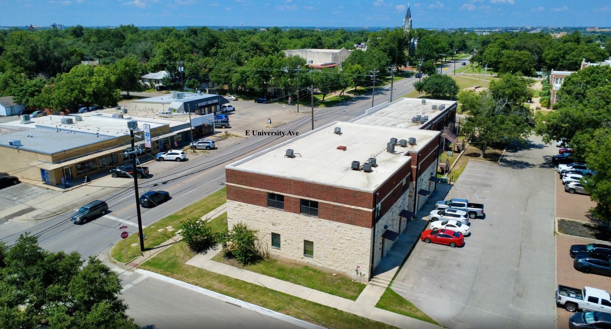 605-701 E University Ave, Georgetown, TX à vendre Photo principale– Image 1 sur 24