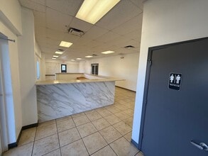 7835 Ellis Rd, West Melbourne, FL à louer Photo intérieure– Image 2 sur 7