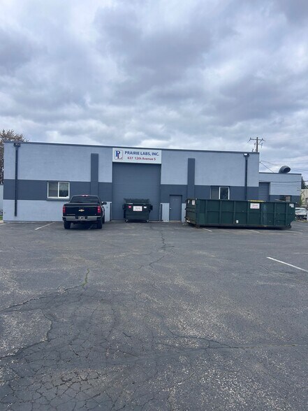 637 S 12th Ave, Hopkins, MN à vendre - Photo de l’immeuble – Image 2 sur 9