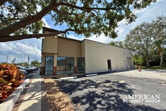 7668 S Tamiami Trl, Sarasota, FL à louer Photo intérieure– Image 2 sur 11