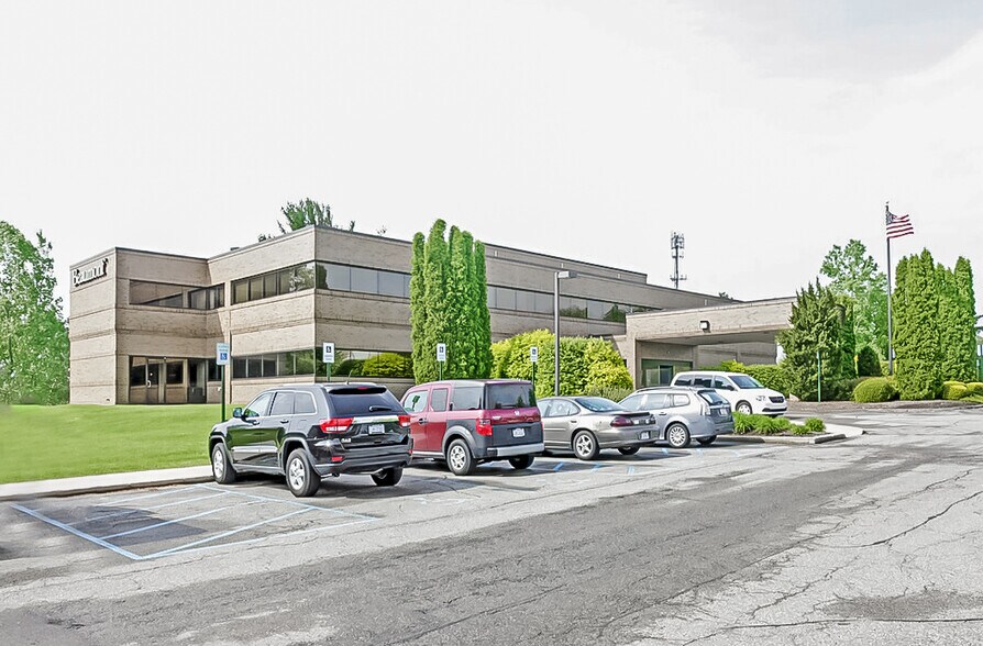 6700 N Rochester Rd, Rochester Hills, MI à louer - Photo principale – Image 1 sur 6