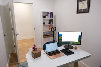 1990 Augusta St, Greenville, SC à louer Photo intérieure– Image 2 sur 6