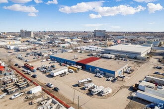 4150 14A St SE, Calgary, AB à louer Photo intérieure– Image 1 sur 1