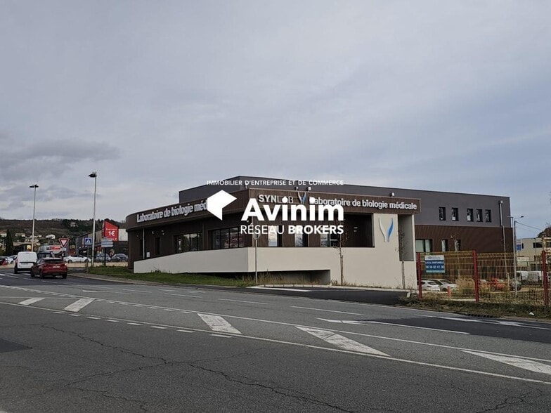 Bureau dans Cournon-d'Auvergne à louer - Photo de l’immeuble – Image 2 sur 7