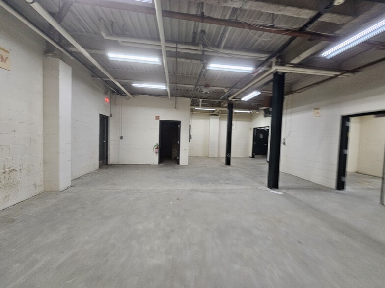 20 Industrial Dr, Middletown, NY à louer - Photo intérieure – Image 3 sur 29