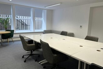 41 Park Sq N, Leeds à louer Photo intérieure– Image 2 sur 7