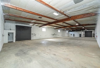 934 Avila St, Los Angeles, CA à vendre Photo intérieure– Image 1 sur 4