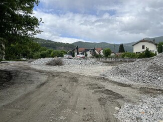 Plus de détails pour 732 Avenue Aristide Briand, Vizille - Terrain à louer