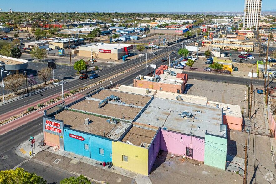 5913-5915 Central Ave NE, Albuquerque, NM à vendre - Photo de l’immeuble – Image 3 sur 43