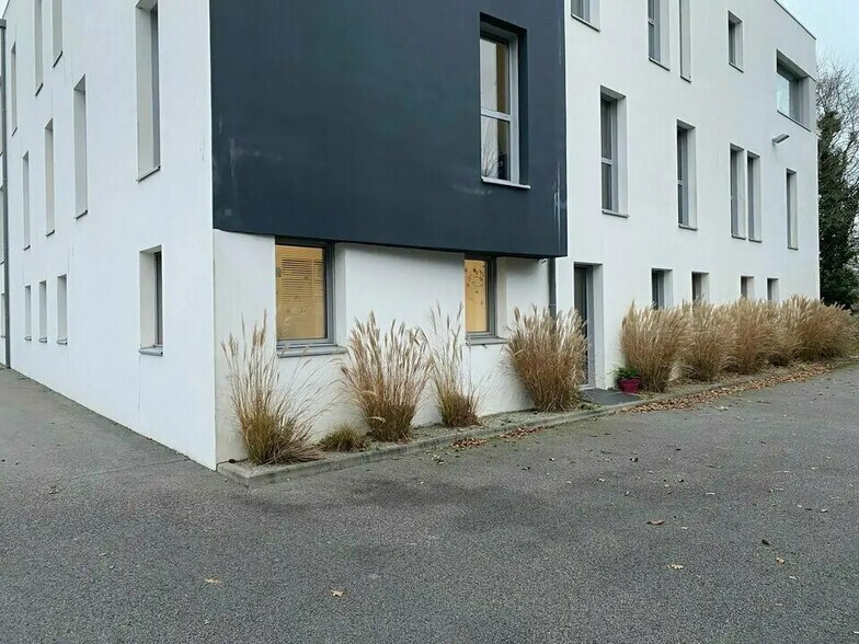 Bureau dans Auray à vendre - Photo de l’immeuble – Image 2 sur 3