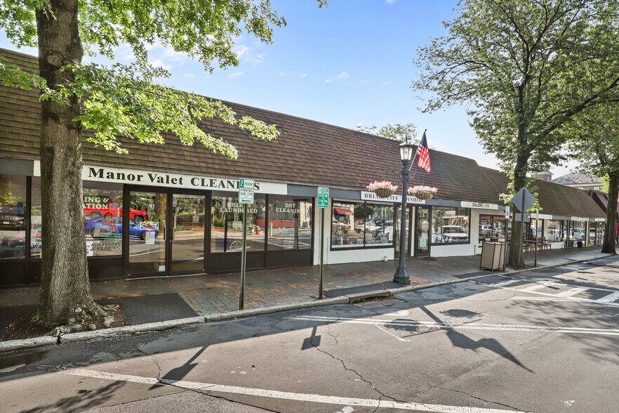 1159-1177 Pleasantville Rd, Briarcliff Manor, NY à vendre - Photo de l’immeuble – Image 3 sur 22