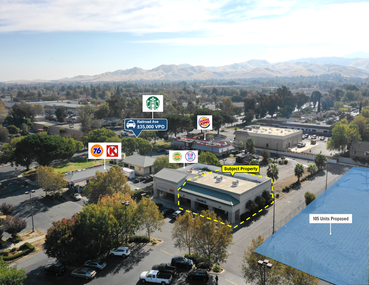 2136 Railroad Ave, Pittsburg, CA à louer - Photo de l’immeuble – Image 2 sur 14