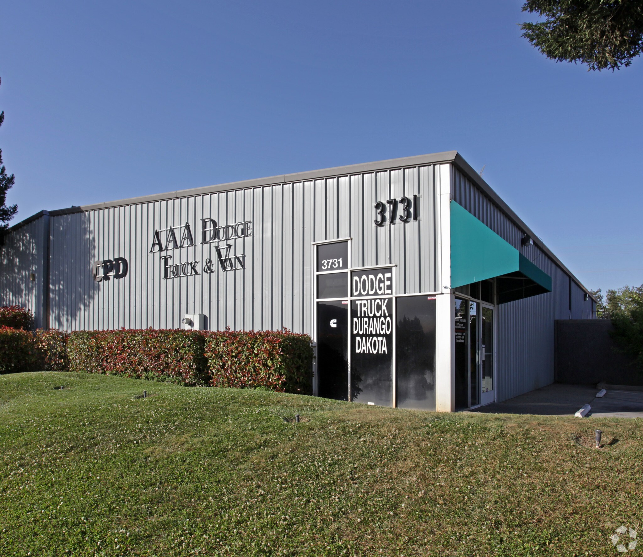 3731 Recycle Rd, Rancho Cordova, CA à louer Photo principale– Image 1 sur 16
