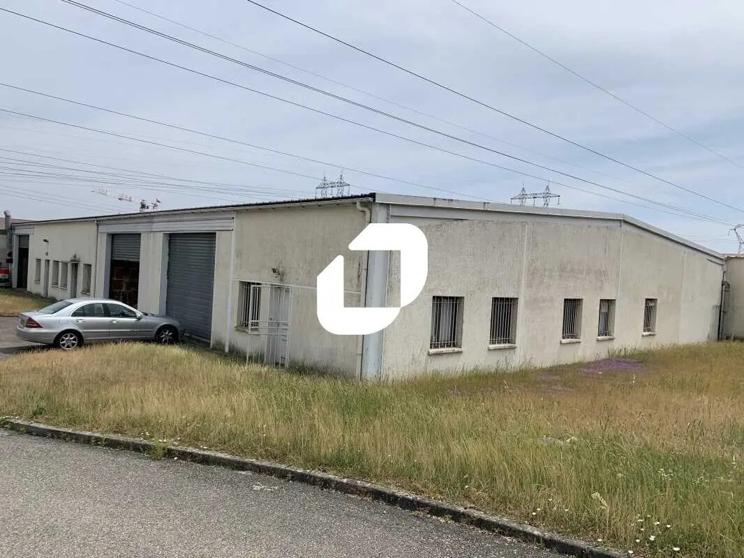 2 Rue Louis Renault, Jonage à louer Photo de l’immeuble– Image 1 sur 24