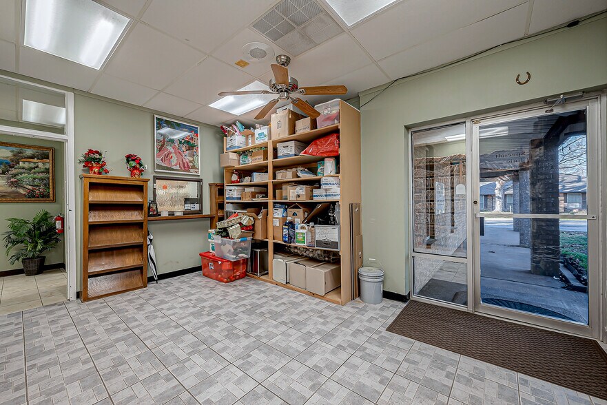 1223 Farr St, Waller, TX à louer - Photo intérieure – Image 1 sur 7