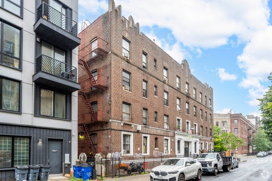 485-499 E 21st St, Brooklyn, NY à vendre - Photo de l’immeuble – Image 2 sur 6