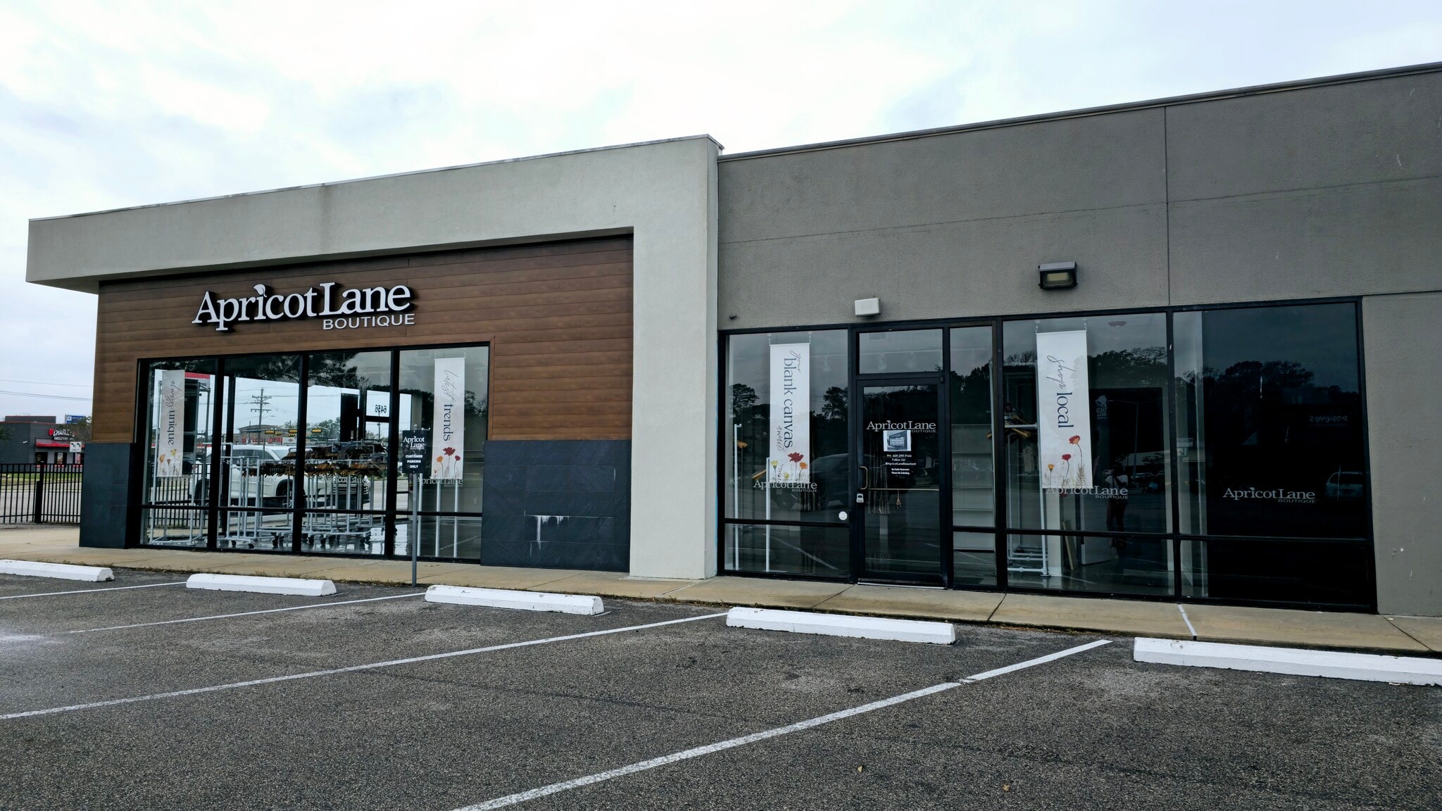 6210-6410 Phelan Blvd, Beaumont, TX à louer Photo de l’immeuble– Image 1 sur 5