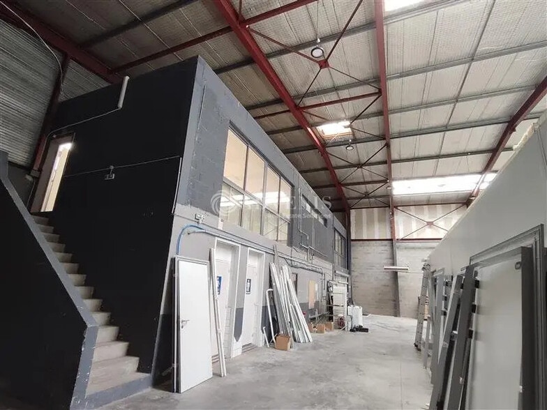 Industriel/Logistique dans Sète à louer - Photo intérieure – Image 3 sur 5