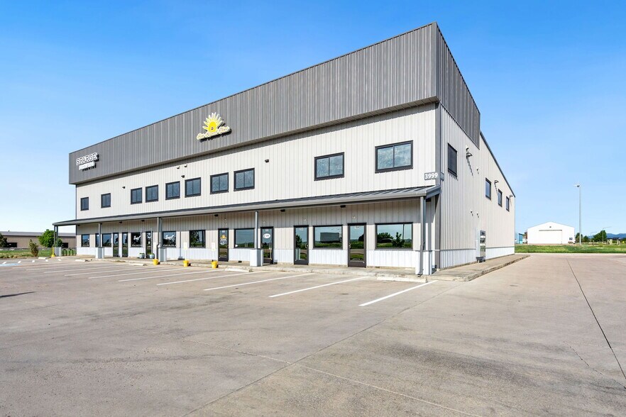 3999 G W Bush Ave, Wellington, CO à vendre - Photo de l’immeuble – Image 1 sur 15